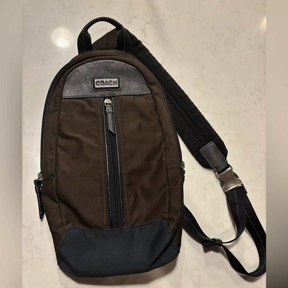 Coach Sling Pack Bag